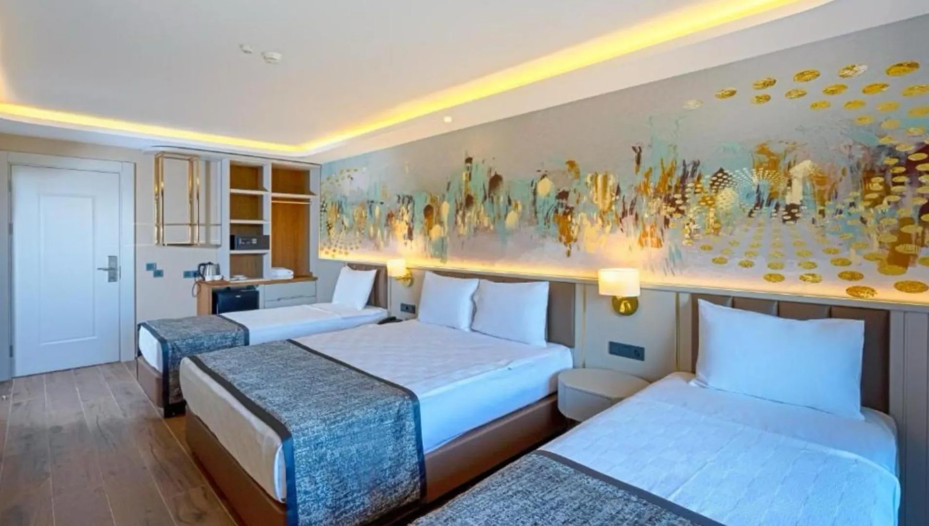 *****  Seaphoria Beach Hotel & Spa Antalya Turkey
