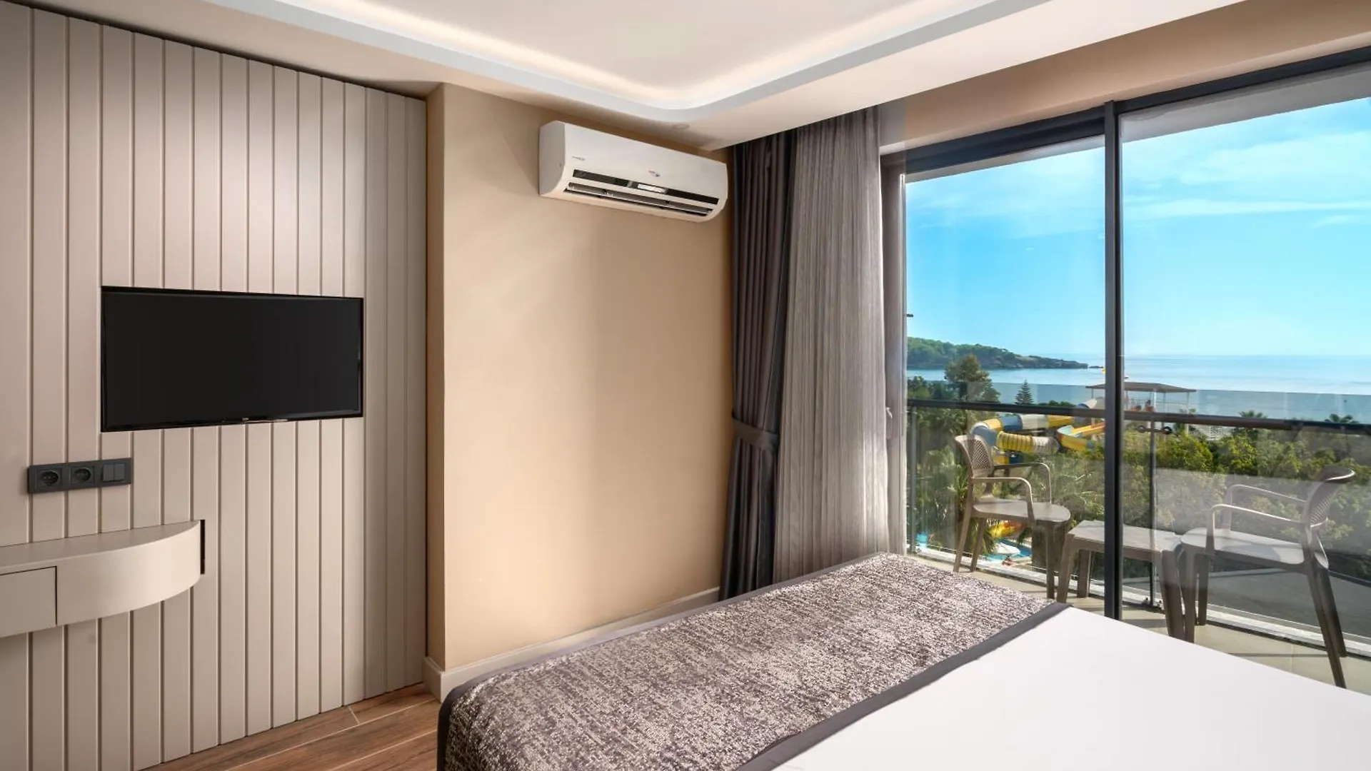 Seaphoria Beach Hotel & Spa Antalya